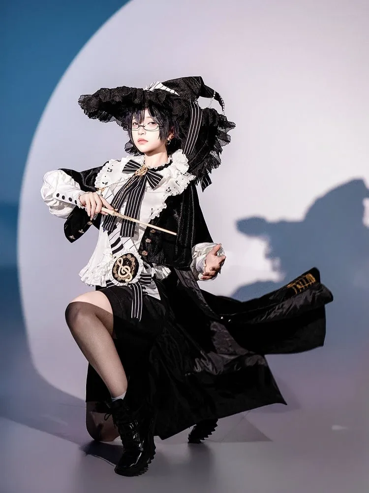 Black and White Ouji Lolita Full Set - White Shirt   Black Shorts   Musical Note Print Black Robe