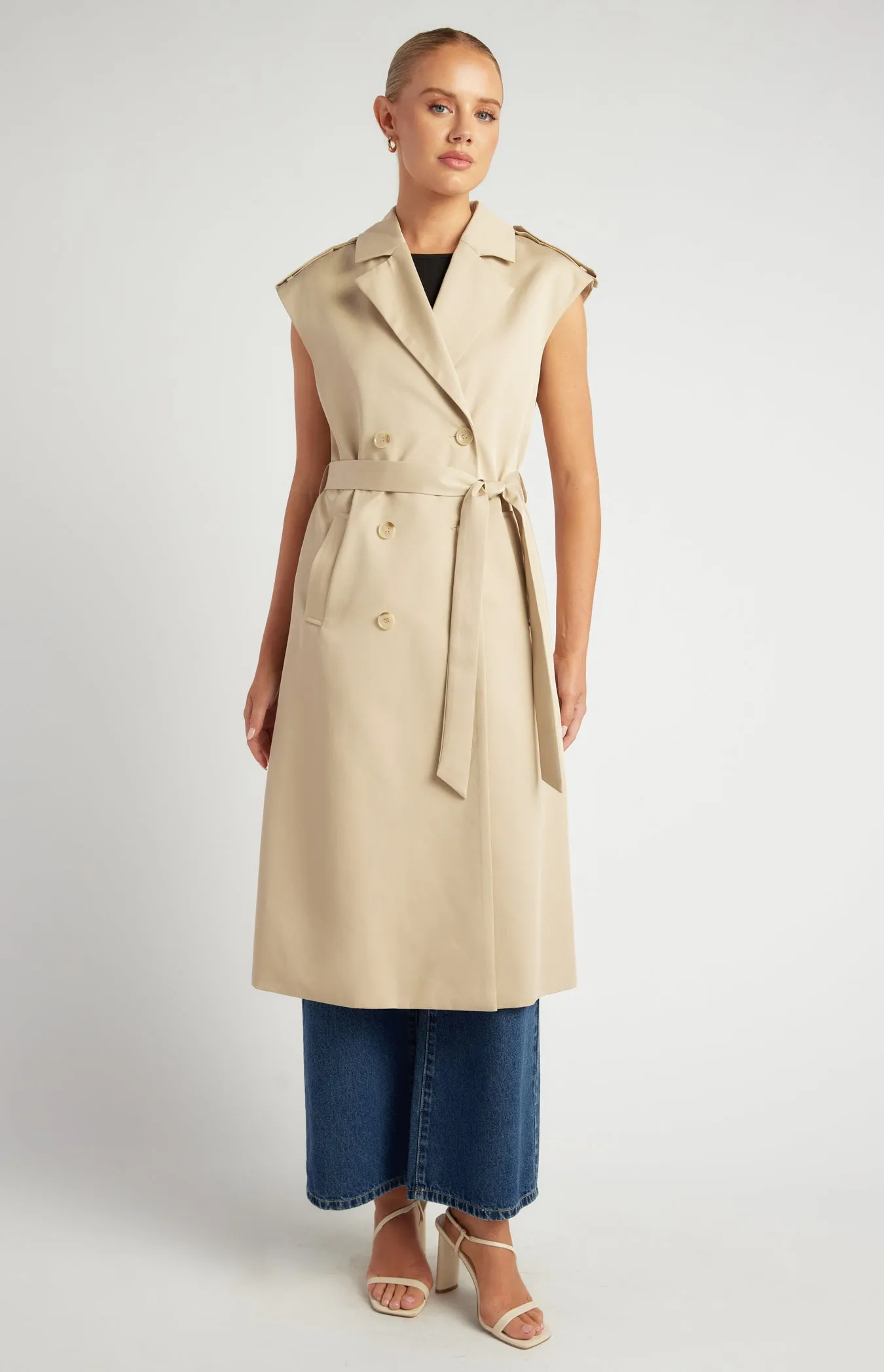 Evelyn Sleeveless Trench Coat - Beige