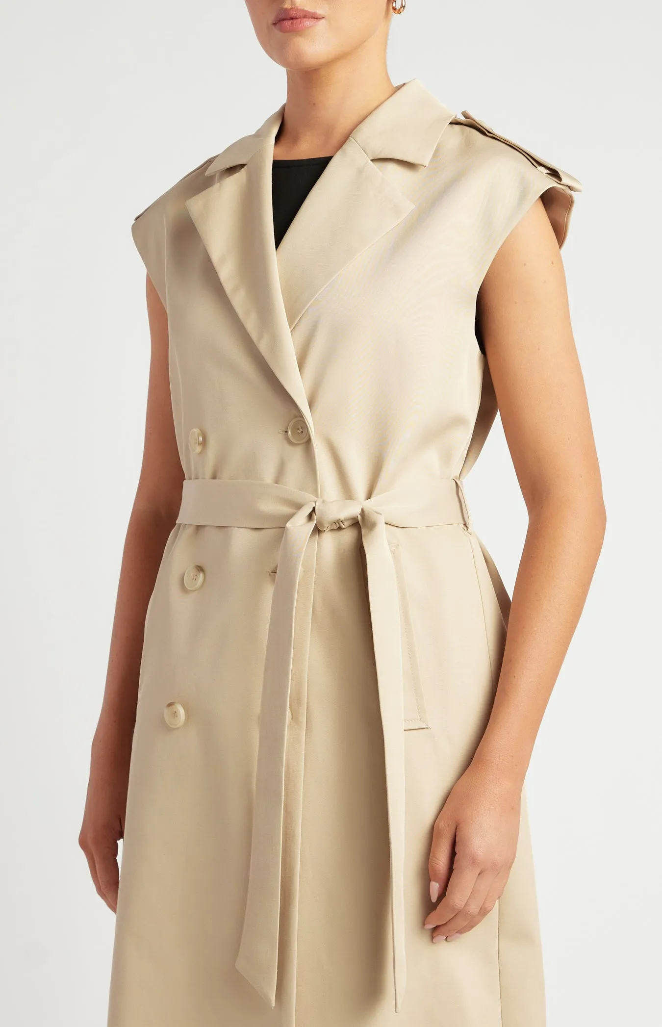 Evelyn Sleeveless Trench Coat - Beige