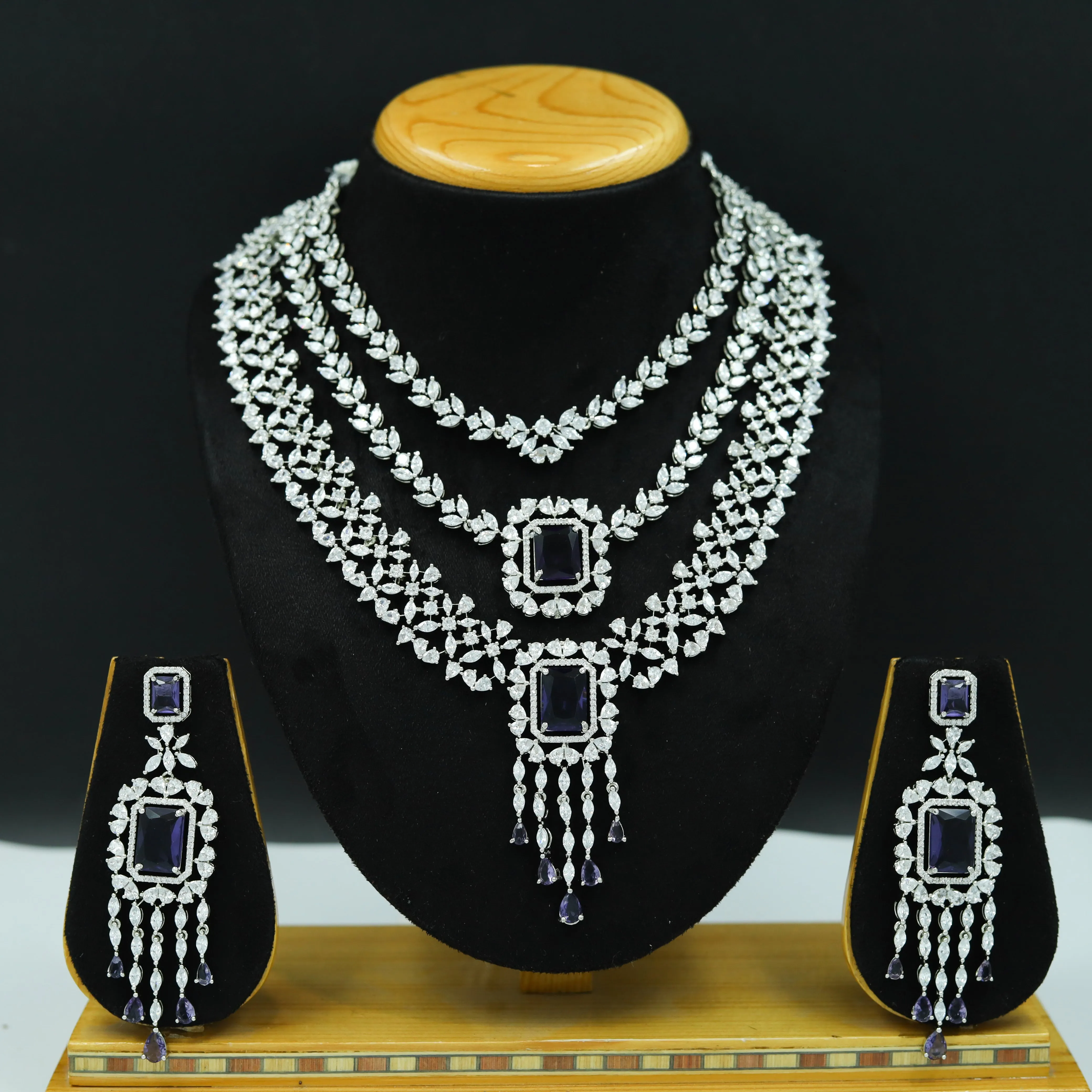 Round Neck Zircon/AD Necklace Set 11819-31