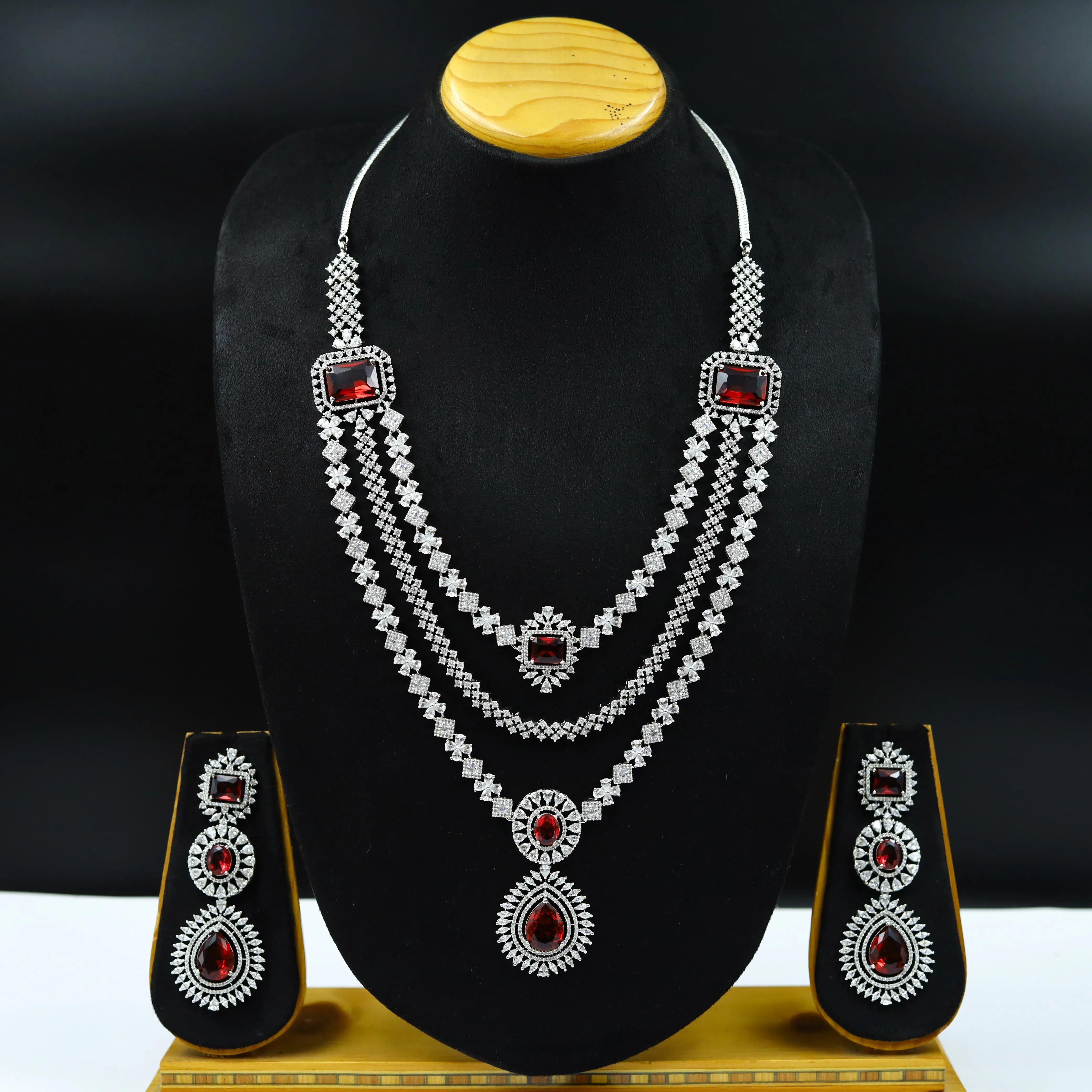 Round Neck Zircon/AD Necklace Set 12546-28
